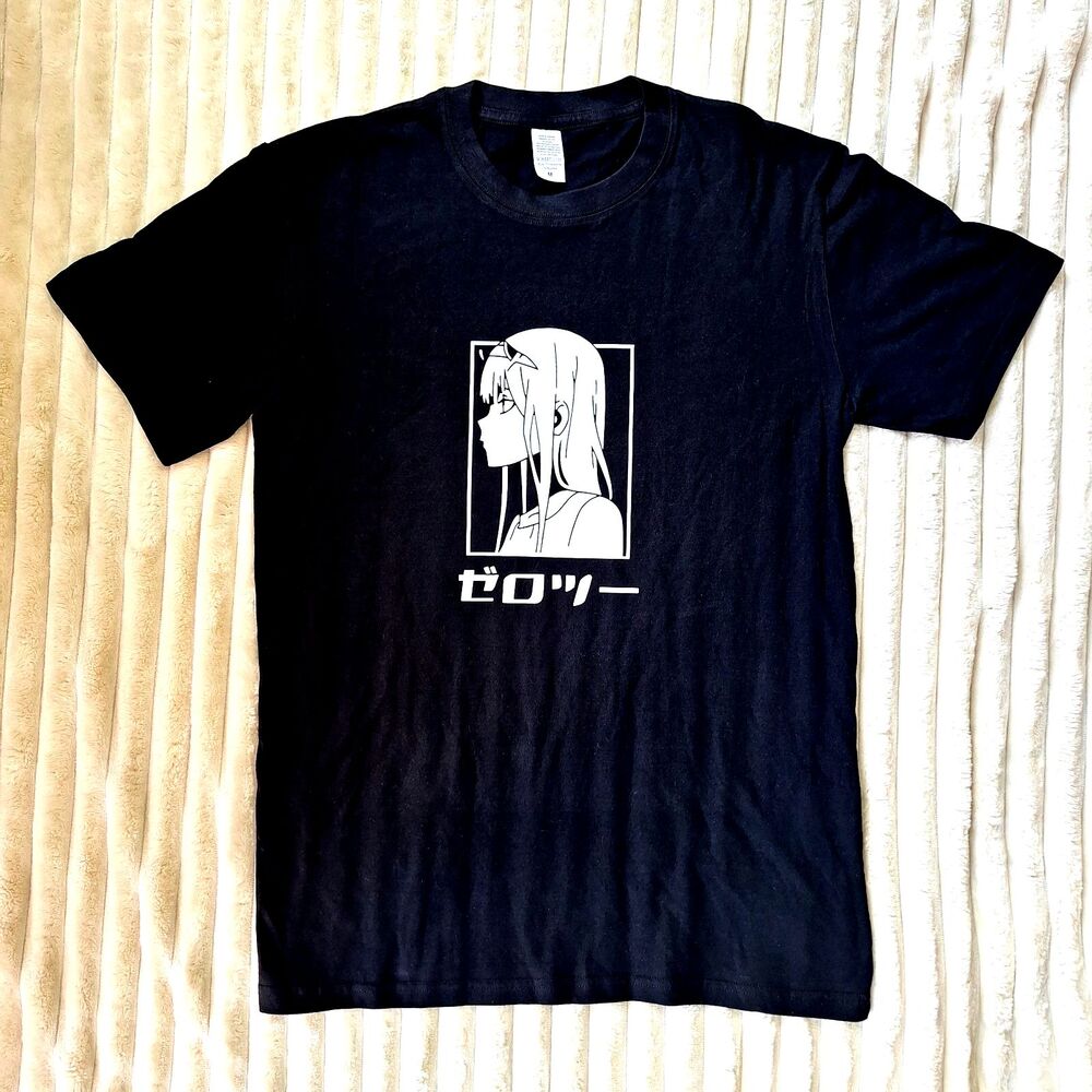 NWOT Darling in the Franxx  Zero Two Graphic Tee Black Size M Anime Manga Japan